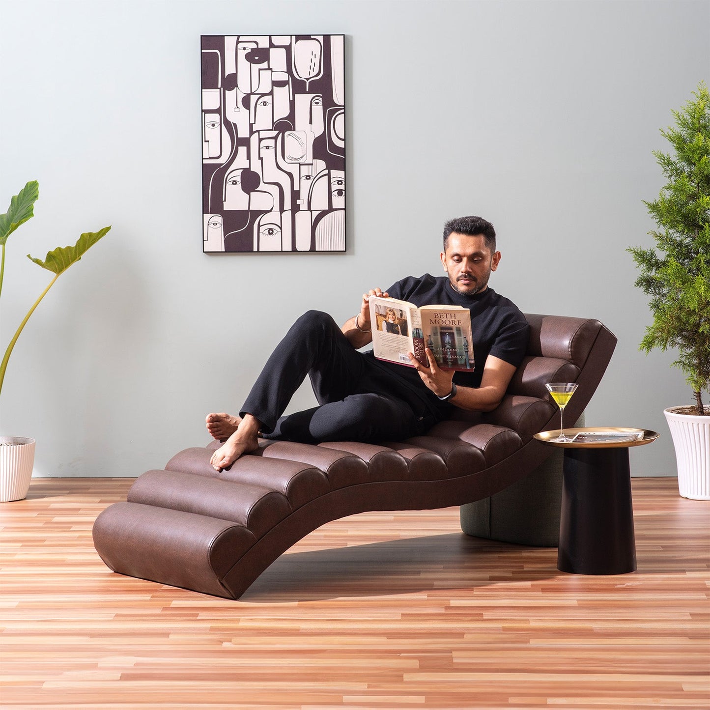 Elegant Daybed Chaise Luxe Style & Comfort