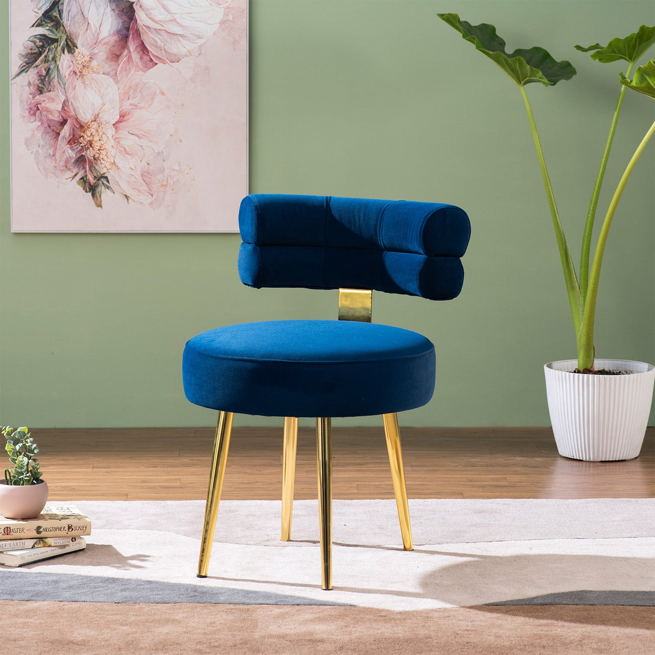 Sink into Emerald Lounge Chairs